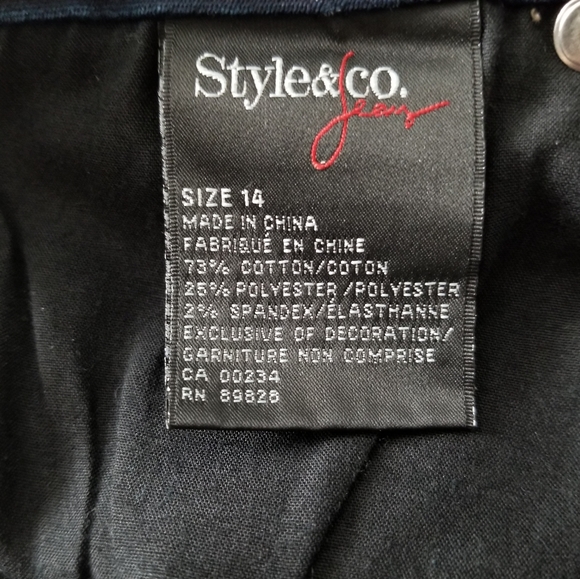 JEANS STYLE & CO Blue Denim Slim Leg 5 Pocket NWT Size 14 - Picture 13 of 15